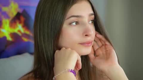 Snapshot of sonyaericsson chatting on 11-06-25, 08:37 Eva 3 online show from 11-06-25, 08:37