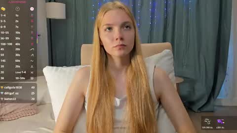 Sofia online show from 05-16-26, 10:36