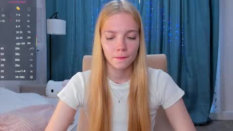Sofia online show from 05-19-26, 07:04