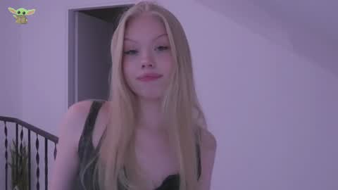 Snapshot of sonyaplush chatting on 12-24-24, 08:16 Sonya Instagram Twitter sonyaplushgirl OnlyFans sonyaplush online show from 12-24-24, 08:16