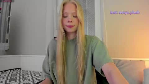 Snapshot of sonyaplush chatting on 05-15-26, 01:56 Sonya Instagram Twitter sonyaplushgirl OnlyFans sonyaplush online show from 05-15-26, 01:56