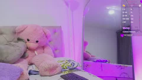 Snapshot of soofikiss chatting on 07-03-26, 12:39 sofi online show from 07-03-26, 12:39