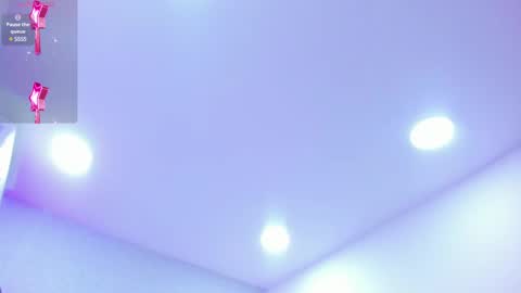 Snapshot of soph1a_ chatting on 03-05-25, 10:22 Sophia online show from 03-05-25, 10:22