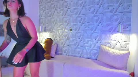 sophie online show from 06-04-26, 08:59