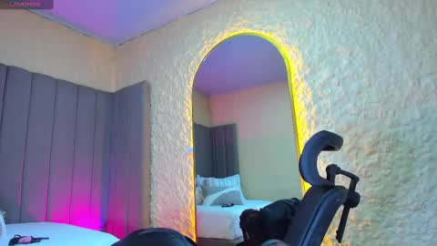 Snapshot of sophi_cooper29 chatting on 11-12-25, 11:14 sophi_cooper29 online show from 11-12-25, 11:14