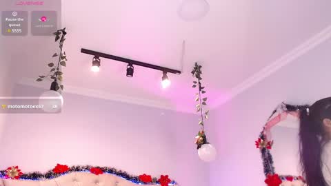 Shophi online show from 12-23-24, 01:40