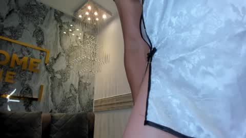 Sophi Johnson online show from 04-15-26, 04:41