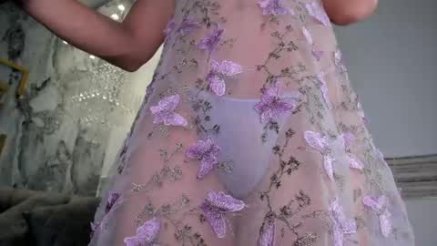 Sophi Johnson online show from 04-25-26, 05:10