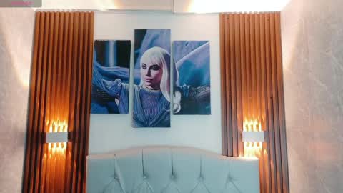 Snapshot of sophi_thaylorr chatting on 09-20-25, 01:01 Sophi Thaylorr online show from 09-20-25, 01:01