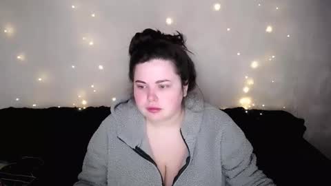 sophia__olsen online show from 03-17-26, 06:50