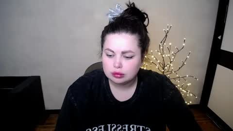 Snapshot of sophia__olsen chatting on 05-19-26, 05:03 sophia__olsen online show from 05-19-26, 05:03