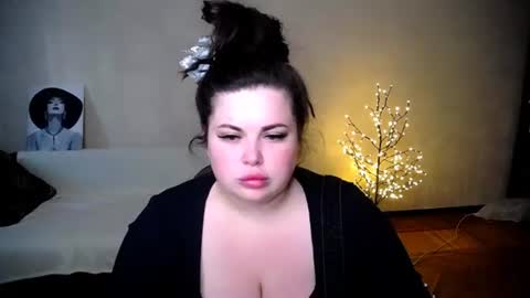 Snapshot of sophia__olsen chatting on 06-16-26, 05:21 sophia__olsen online show from 06-16-26, 05:21