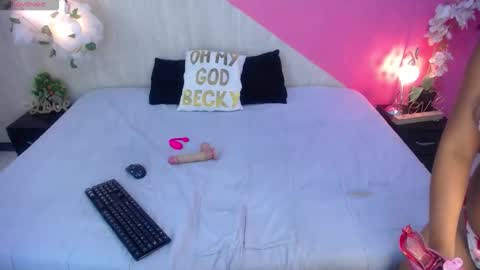 sophia_brunette21 online show from 11-29-25, 01:03