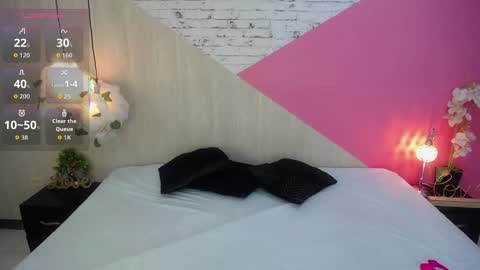 sophia_brunette21 online show from 12-05-25, 11:19