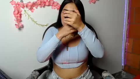 Snapshot of sophia_dazza398 chatting on 10-16-25, 10:44 sophia online show from 10-16-25, 10:44