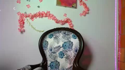 Snapshot of sophia_dazza398 chatting on 10-18-25, 10:10 sophia online show from 10-18-25, 10:10