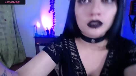 Snapshot of sophia_dk chatting on 12-10-24, 05:55 sophia hottie online show from 12-10-24, 05:55