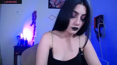 Snapshot of sophia_dk chatting on 12-13-24, 08:04 sophia hottie online show from 12-13-24, 08:04