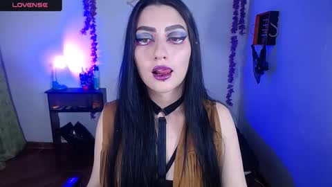 Snapshot of sophia_dk chatting on 12-28-24, 04:30 sophia hottie online show from 12-28-24, 04:30
