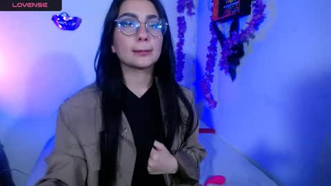 Snapshot of sophia_dk chatting on 01-10-25, 09:55 sophia hottie online show from 01-10-25, 09:55