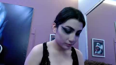 Snapshot of sophia_dk chatting on 02-14-25, 02:12 sophia hottie online show from 02-14-25, 02:12