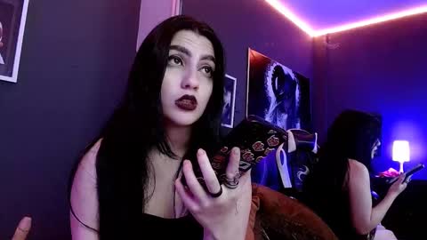 Snapshot of sophia_dk chatting on 02-26-25, 08:00 sophia hottie online show from 02-26-25, 08:00