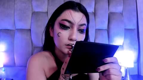 Snapshot of sophia_dk chatting on 09-28-25, 05:46 sophia hottie online show from 09-28-25, 05:46