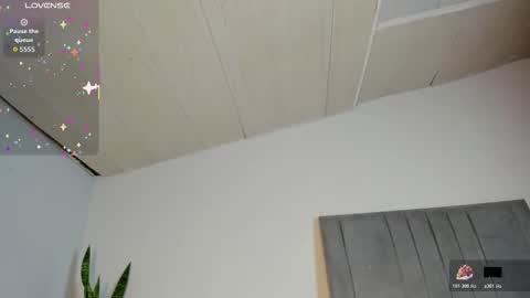 sophia_ebony___ online show from 10-18-25, 12:17