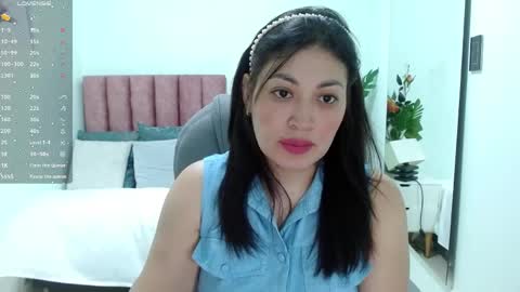 Sophia  online show from 03-31-26, 02:39