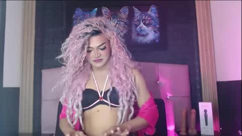 sophia_hott01 online show from 09-27-25, 12:54