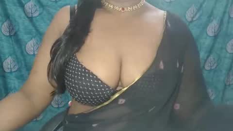 Sophia Tamil online show from 10-23-25, 06:23