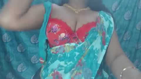 Sophia Tamil online show from 11-17-25, 04:51
