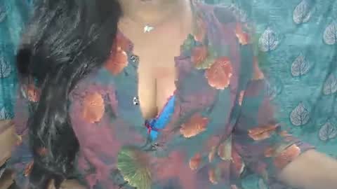 Sophia Tamil online show from 12-23-25, 05:05