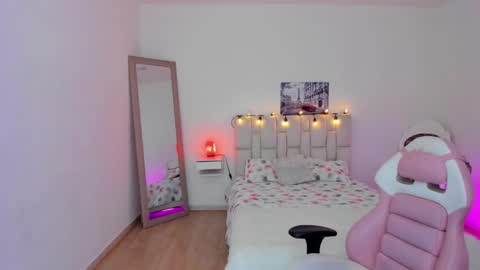 Snapshot of sophia_rincon chatting on 01-12-25, 06:59 Sophia Rincon online show from 01-12-25, 06:59