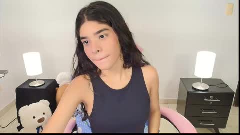 Snapshot of sophia_storn chatting on 11-13-25, 02:10 Sophia Storm online show from 11-13-25, 02:10