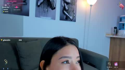Sophia Wilians  online show from 10-10-25, 09:36