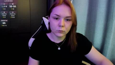 Snapshot of sophia_xi chatting on 03-12-26, 10:43 Sophia online show from 03-12-26, 10:43