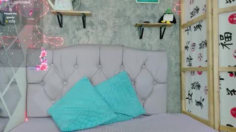 Sophie online show from 03-26-26, 12:22