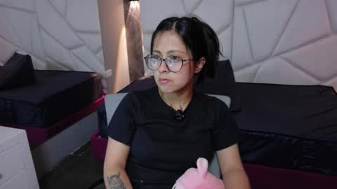 Snapshot of sophiaa_7 chatting on 01-19-26, 11:14 Sophi online show from 01-19-26, 11:14