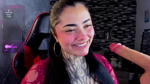 Snapshot of sophiaa_cherry chatting on 03-08-26, 09:18 Sophia online show from 03-08-26, 09:18