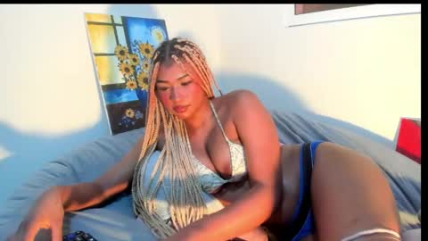 Sophie online show from 05-23-26, 06:40