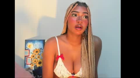 Sophie online show from 06-17-26, 11:49