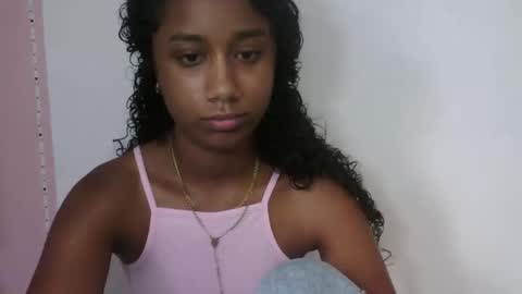 Snapshot of sophiacastro19 chatting on 06-03-26, 02:33 Sophia online show from 06-03-26, 02:33