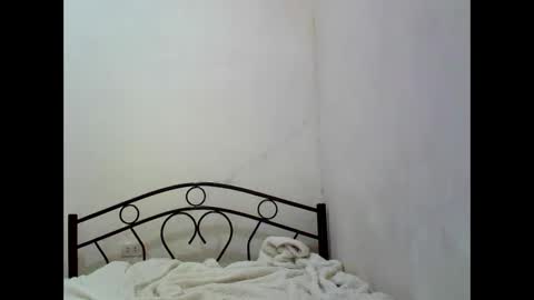 sophialaurel online show from 09-11-25, 03:23