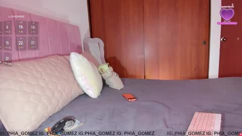    online show from 11-12-25, 11:43