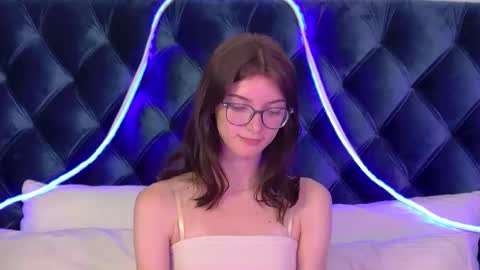 SophiaProve online show from 11-13-25, 03:33