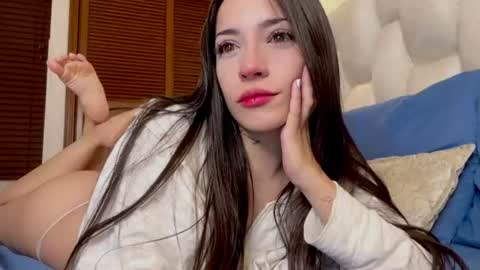 sophiarommie online show from 06-16-26, 10:18