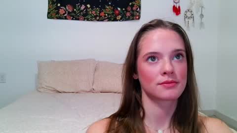 Snapshot of sophiaskyee444 chatting on 06-26-26, 10:58 sophiaskyee444 online show from 06-26-26, 10:58