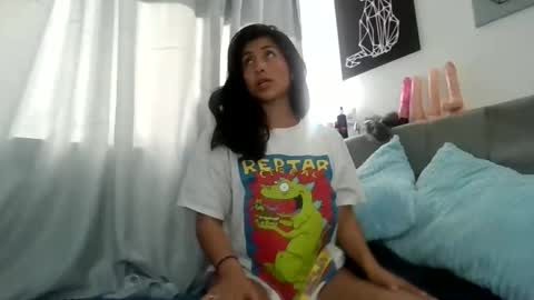 sophiconelly online show from 10-15-25, 03:01