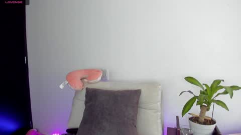  Sophie  online show from 01-13-25, 08:15